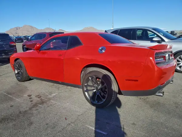 2C3CDZAG4GH137941 2016 DODGE CHALLENGER - Image 2
