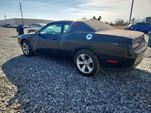 2C3CDZAG4GH153816 2016 DODGE CHALLENGER - Image 2