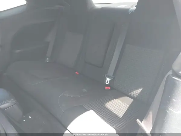 2C3CDZAG4GH183737 2016 DODGE CHALLENGER - Image 8