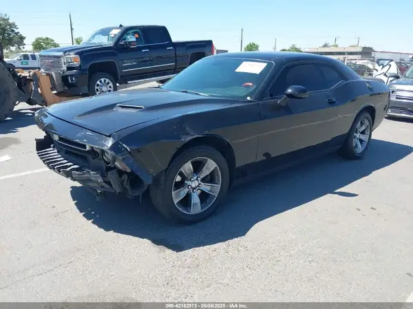 2C3CDZAG4GH184435 2016 DODGE CHALLENGER - Image 2