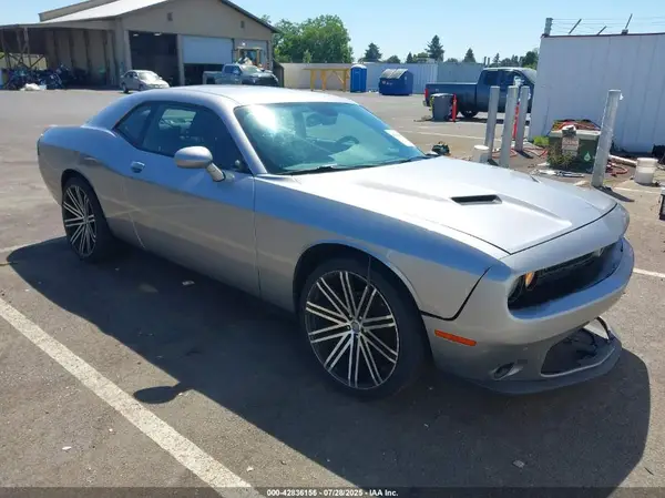 2C3CDZAG4GH195077 2016 DODGE CHALLENGER - Image 1