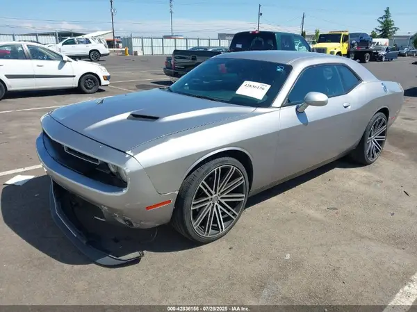 2C3CDZAG4GH195077 2016 DODGE CHALLENGER - Image 2