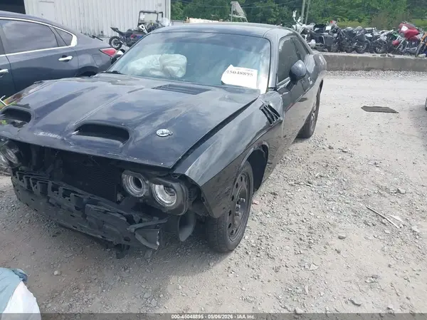 2C3CDZAG4GH195306 2016 DODGE CHALLENGER - Image 2