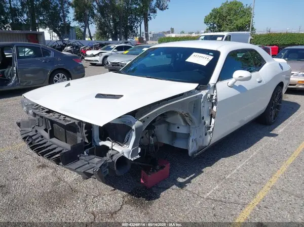 2C3CDZAG4GH236484 2016 DODGE CHALLENGER - Image 2
