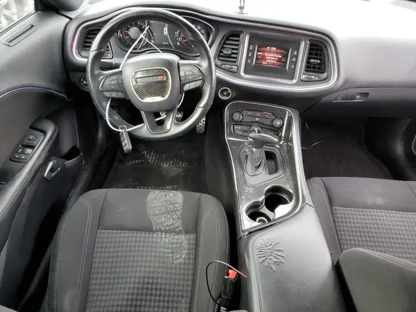 2C3CDZAG4GH256427 2016 DODGE CHALLENGER - Image 8