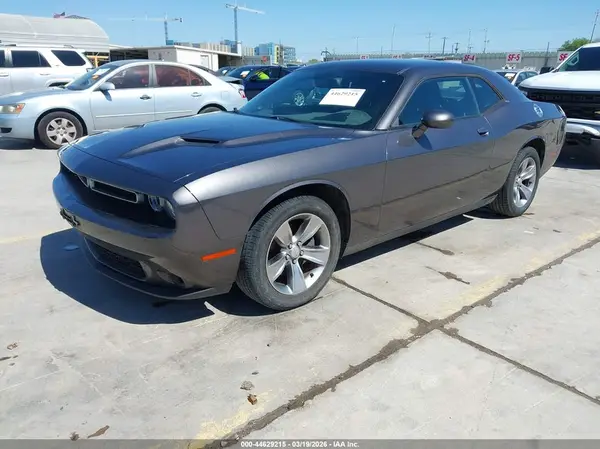 2C3CDZAG4GH285023 2016 DODGE CHALLENGER - Image 2