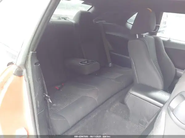 2C3CDZAG4GH315928 2016 DODGE CHALLENGER - Image 8