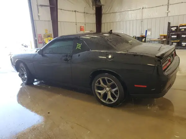 2C3CDZAG4GH331658 2016 DODGE CHALLENGER - Image 2