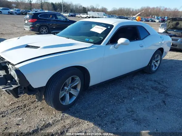 2C3CDZAG4GH336746 2016 DODGE CHALLENGER - Image 2