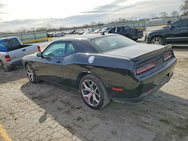 2C3CDZAG4GH345852 2016 DODGE CHALLENGER - Image 2