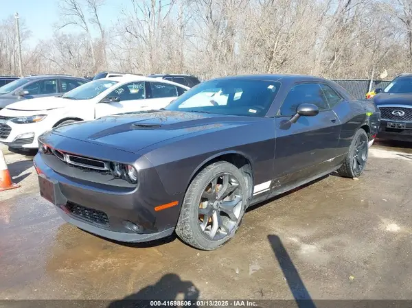 2C3CDZAG4HH539301 2017 DODGE CHALLENGER - Image 2