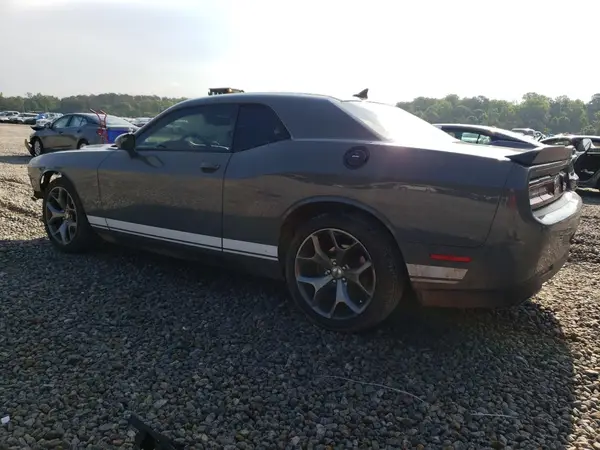 2C3CDZAG4HH540657 2017 DODGE CHALLENGER - Image 2