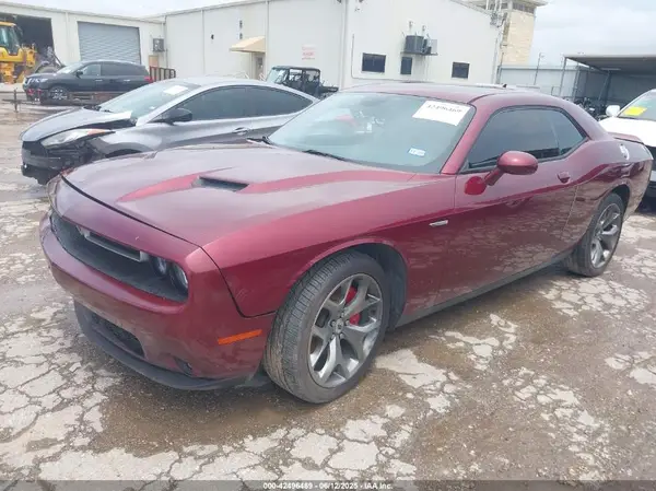 2C3CDZAG4HH574193 2017 DODGE CHALLENGER - Image 2