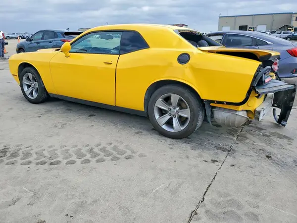2C3CDZAG4HH578020 2017 DODGE CHALLENGER - Image 2