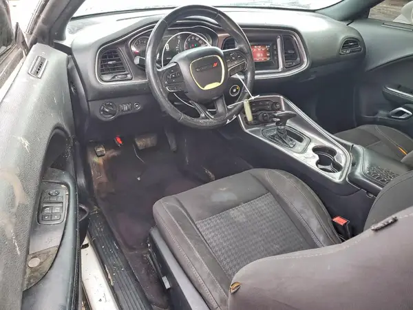 2C3CDZAG4HH589003 2017 DODGE CHALLENGER - Image 8