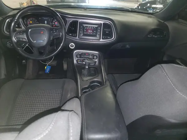 2C3CDZAG4HH594394 2017 DODGE CHALLENGER - Image 8