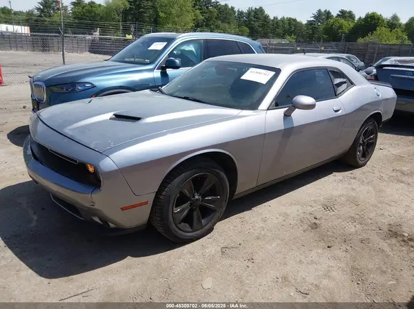 2C3CDZAG4HH600744 2017 DODGE CHALLENGER - Image 2