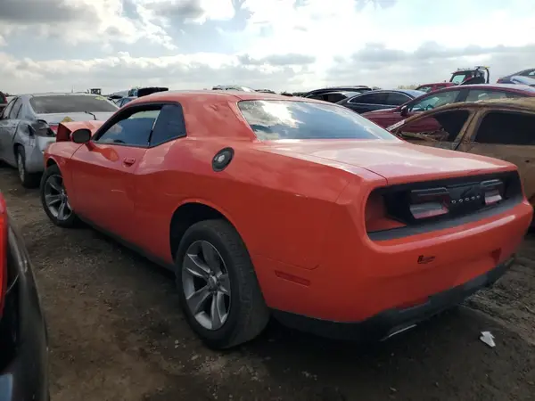 2C3CDZAG4HH604261 2017 DODGE CHALLENGER - Image 2