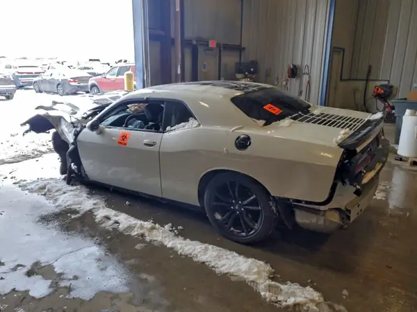 2C3CDZAG4HH604373 2017 DODGE CHALLENGER - Image 2