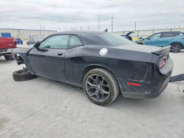 2C3CDZAG4HH611498 2017 DODGE CHALLENGER - Image 2