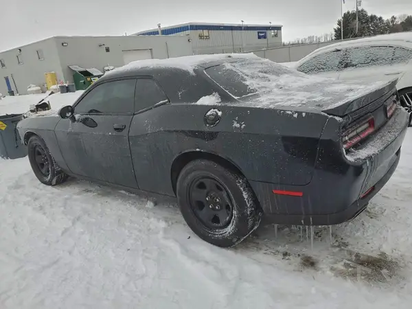 2C3CDZAG4HH619312 2017 DODGE CHALLENGER - Image 2