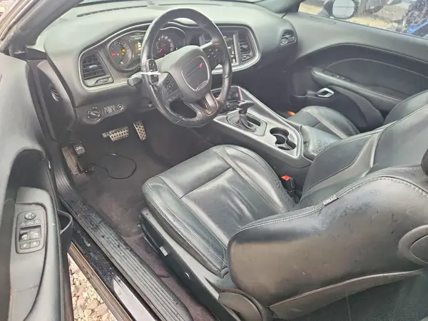 2C3CDZAG4HH633811 2017 DODGE CHALLENGER - Image 8