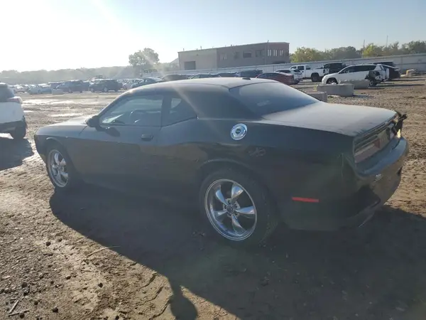 2C3CDZAG4HH637938 2017 DODGE CHALLENGER - Image 2