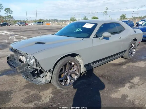 2C3CDZAG4HH641021 2017 DODGE CHALLENGER - Image 2