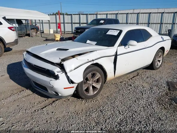 2C3CDZAG4HH666176 2017 DODGE CHALLENGER - Image 2