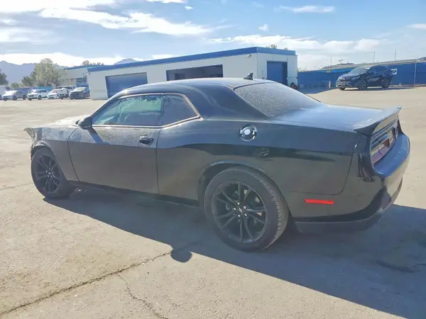 2C3CDZAG4JH110844 2018 DODGE CHALLENGER - Image 2