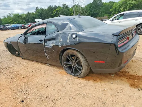 2C3CDZAG4JH112447 2018 DODGE CHALLENGER - Image 2