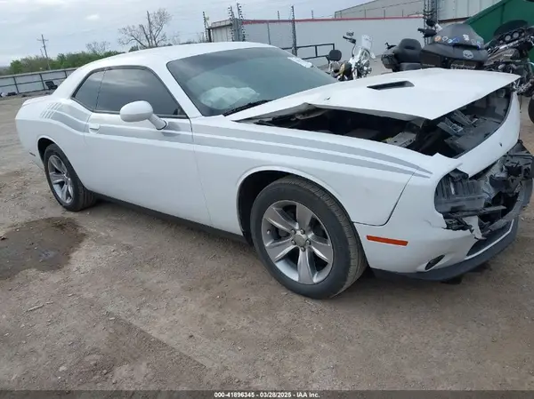 2C3CDZAG4JH131886 2018 DODGE CHALLENGER - Image 1