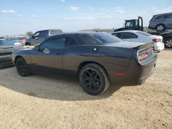 2C3CDZAG4JH153211 2018 DODGE CHALLENGER - Image 2