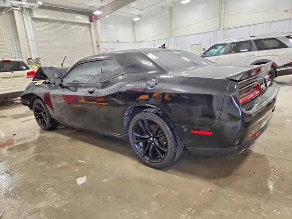 2C3CDZAG4JH218798 2018 DODGE CHALLENGER - Image 2
