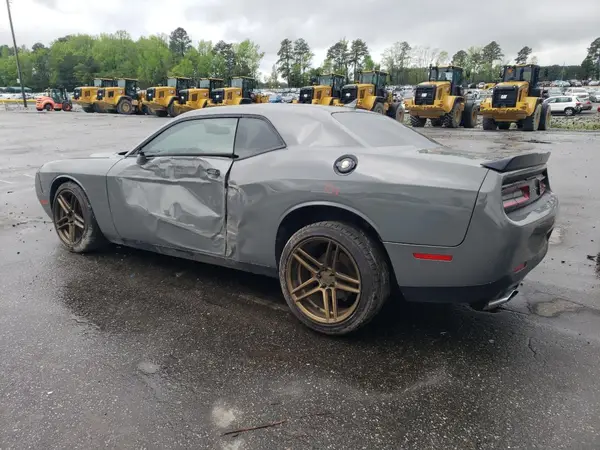 2C3CDZAG4JH229168 2018 DODGE CHALLENGER - Image 2