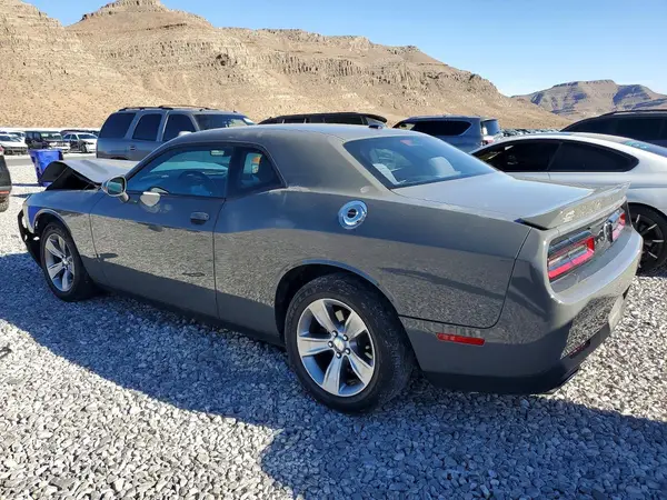 2C3CDZAG4JH241711 2018 DODGE CHALLENGER - Image 2