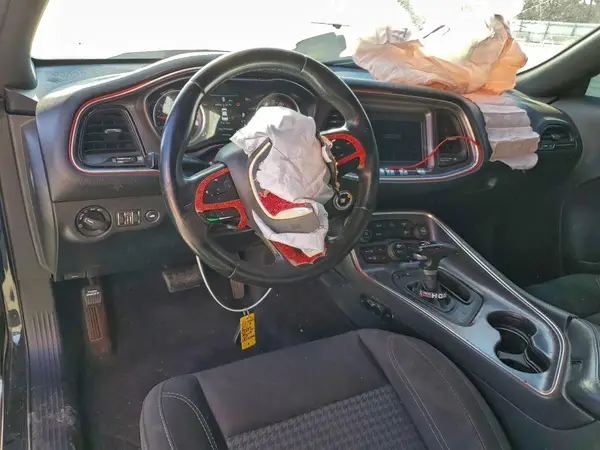 2C3CDZAG4JH245502 2018 DODGE CHALLENGER - Image 8
