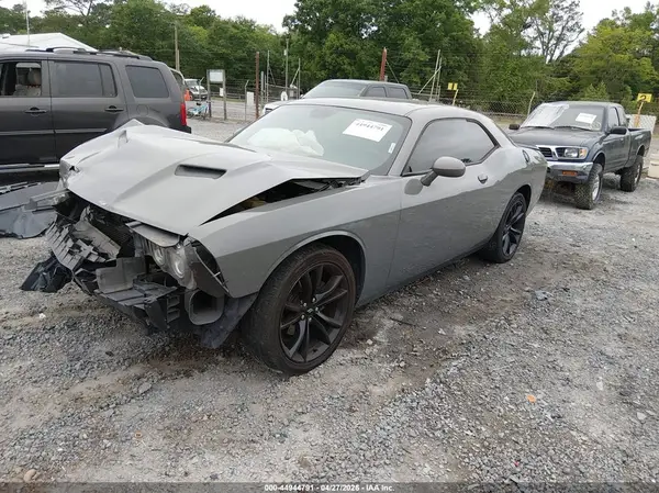 2C3CDZAG4JH251347 2018 DODGE CHALLENGER - Image 2