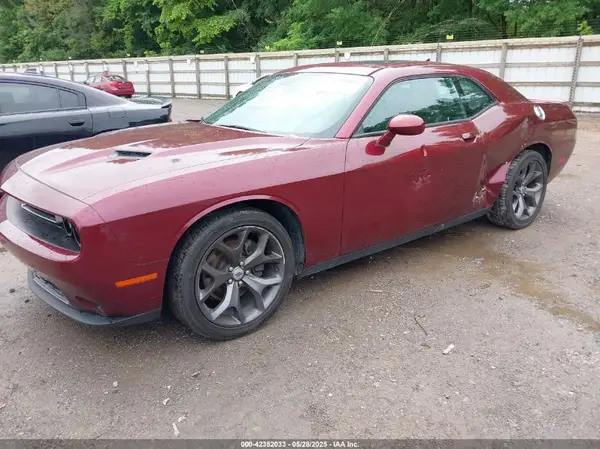 2C3CDZAG4JH258685 2018 DODGE CHALLENGER - Image 2