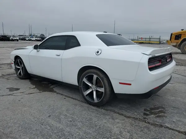 2C3CDZAG4JH294683 2018 DODGE CHALLENGER - Image 2