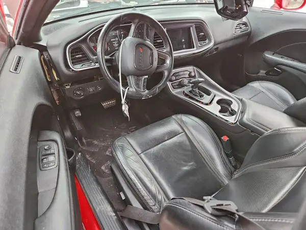 2C3CDZAG4JH305701 2018 DODGE CHALLENGER - Image 8