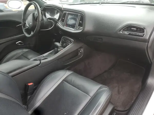2C3CDZAG4JH322370 2018 DODGE CHALLENGER - Image 8