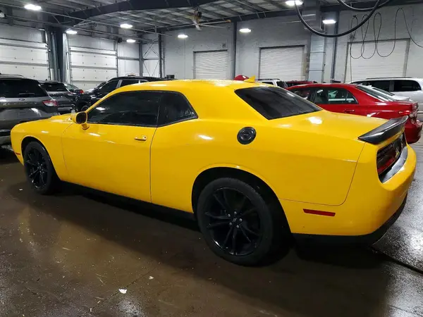 2C3CDZAG4JH322403 2018 DODGE CHALLENGER - Image 2