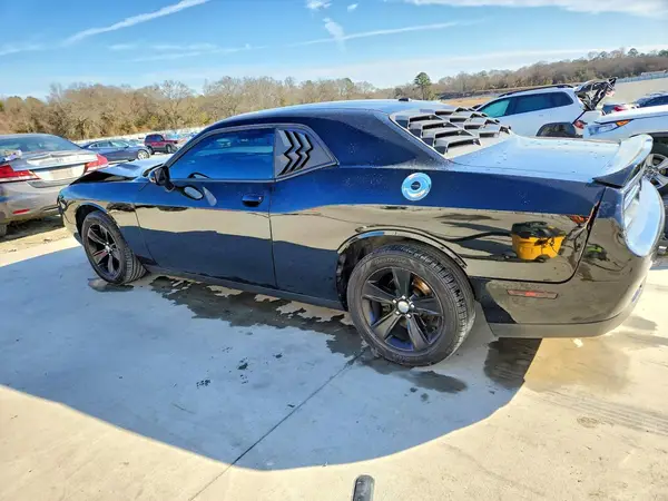 2C3CDZAG4KH507360 2019 DODGE CHALLENGER - Image 2