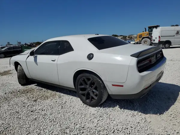 2C3CDZAG4KH557790 2019 DODGE CHALLENGER - Image 2
