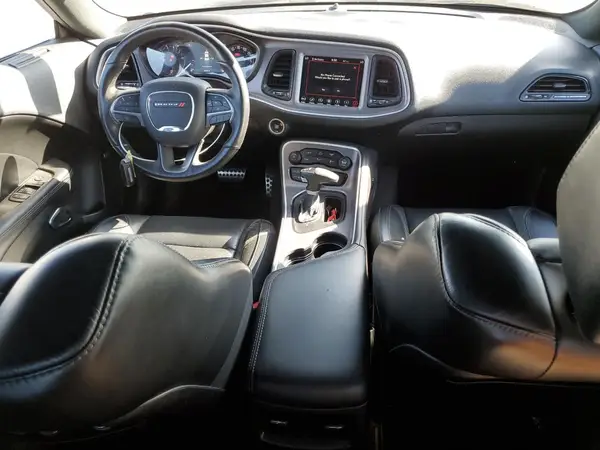 2C3CDZAG4KH557904 2019 DODGE CHALLENGER - Image 8