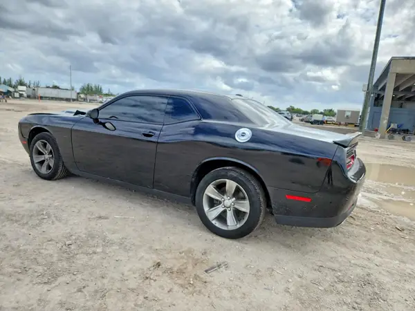 2C3CDZAG4KH561676 2019 DODGE CHALLENGER - Image 2