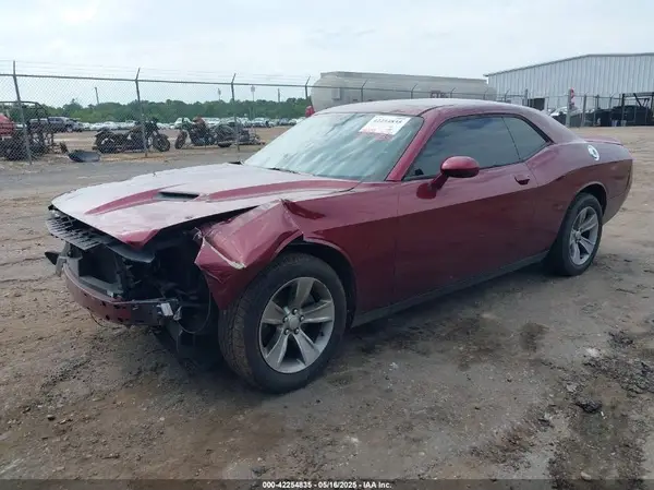 2C3CDZAG4KH583564 2019 DODGE CHALLENGER - Image 2