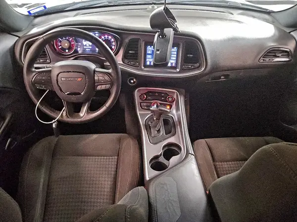 2C3CDZAG4KH593740 2019 DODGE CHALLENGER - Image 8