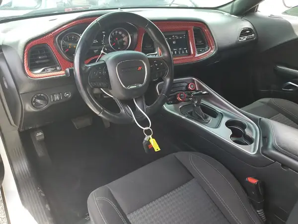 2C3CDZAG4KH642161 2019 DODGE CHALLENGER - Image 8